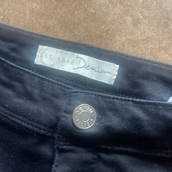 Est 1946 MidRise Cropped Jeans! Size 6 - Picture 3 of 7